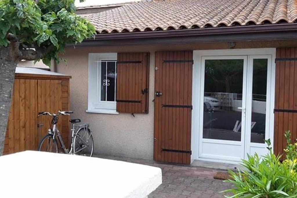Maisonnette Au Pied De L'océan Avec Terrasse Сasa de vacaciones