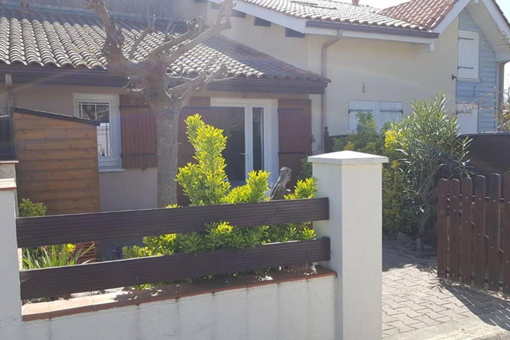 Maisonnette Au Pied De L'océan Avec Terrasse